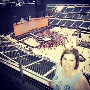 Meet your Posher, Mandy